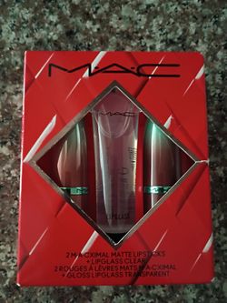 Mac lipstick mini gift set- Pickup only