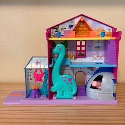 Polly pocket toy exhibit