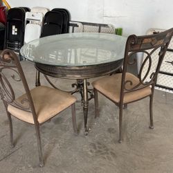 Table With Four Chairs 