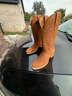 Boots men