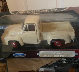 Ford 1953 F-100 Pick Up Die Cast Metal Model