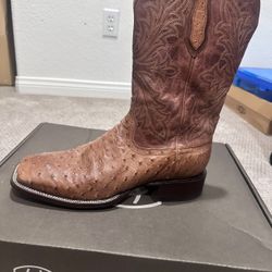 Ariat