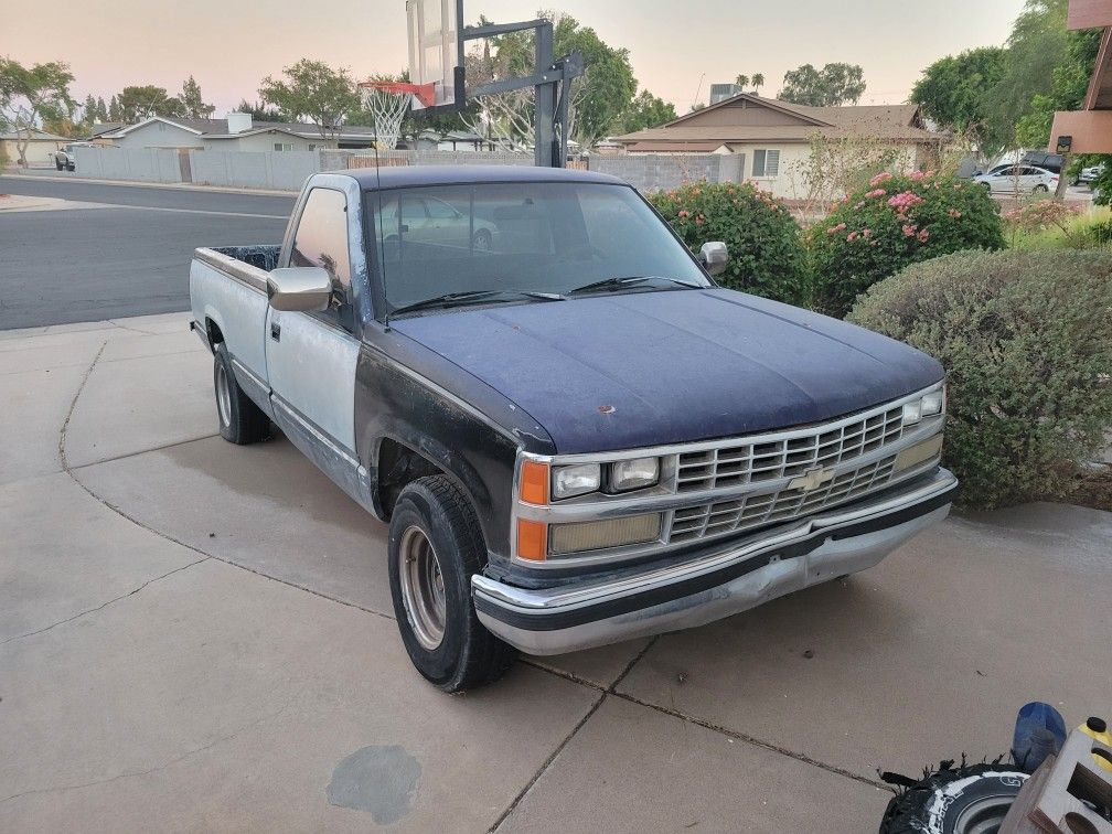 1989 Chevrolet 1/2 Ton Pickups