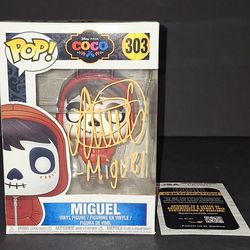 🔥 Anthony Gonzalez autographed Funko JSA COA 🔥