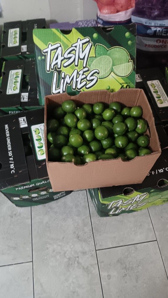 Caja de Limones Grandes 40 Lbs Aprox.