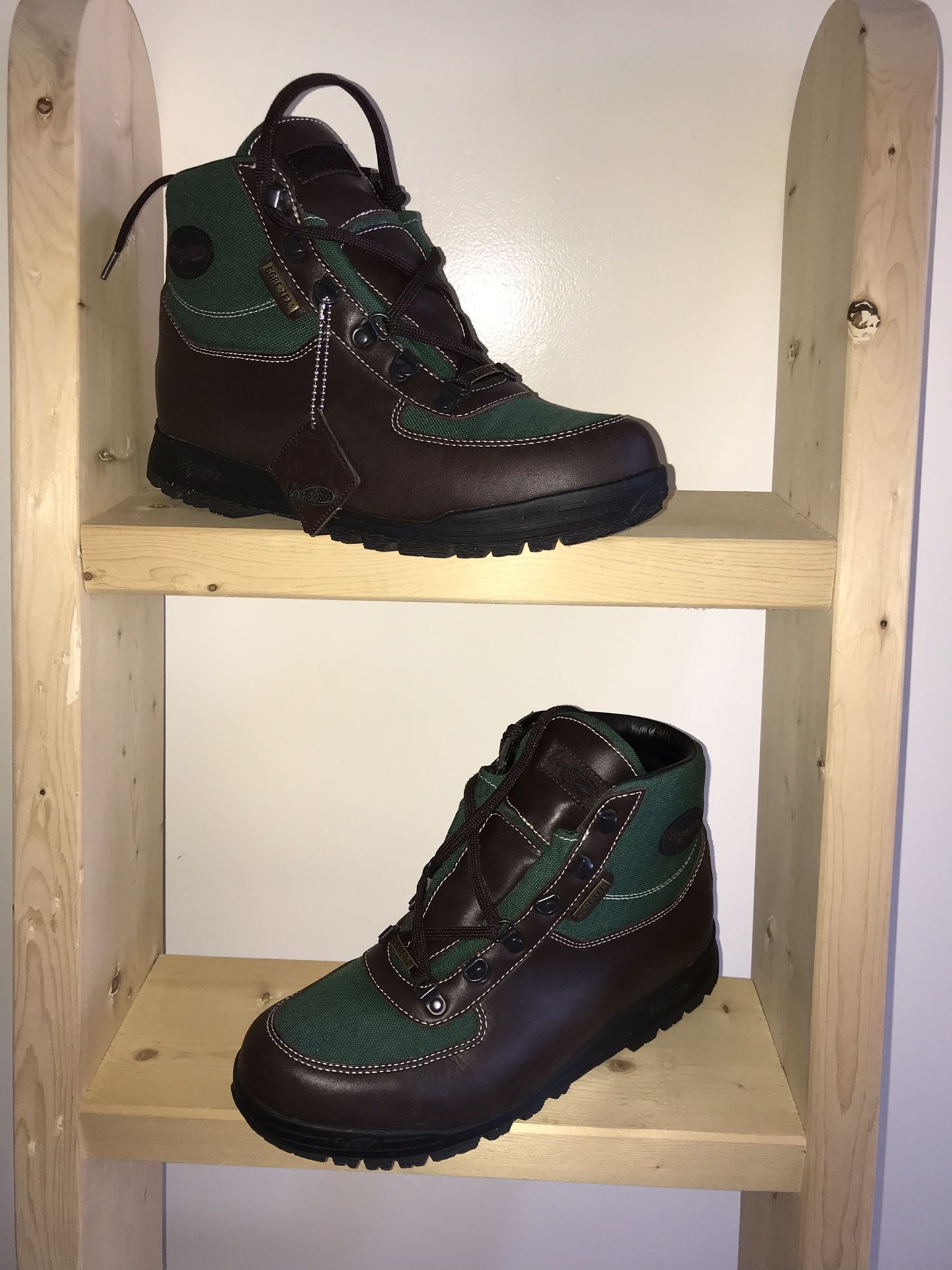 Vasquez Gore-Tex Beef & Broccoli