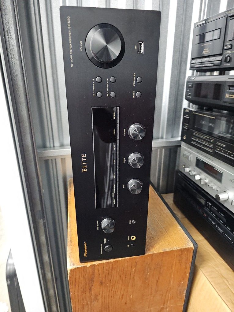 Pioneer Network Receiver/Bluetooth With Remote Control