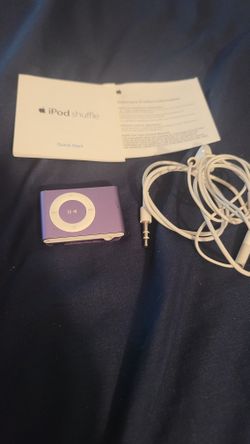 Ipod Shuffle. Had It Stored In Garage Foryears Has No Charge. I Dont Have The Charger So Can't Test It Out..selling As Is..