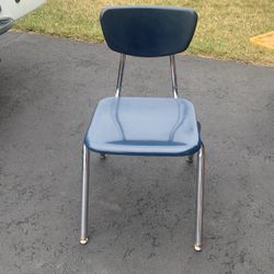 Virco School Chairs 30” X15” Stackable 4for25$