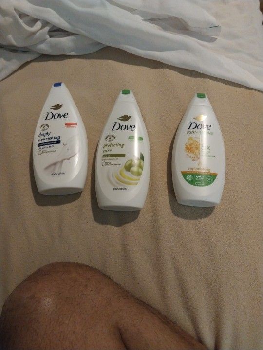 Real Soap For Women Dove Nourishing, Protecting,nature 3 For $20