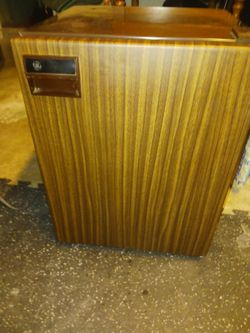GE mini fridge