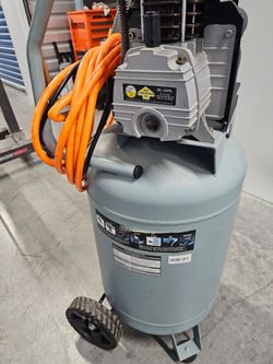 Air compressor