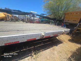 25 ft flatbed 38k gvw