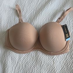New Walcoal BRA SIZE36C With Tag Still On & I Have Receipt You Can See Cost $80 Located RANCHO&MILL COLTON