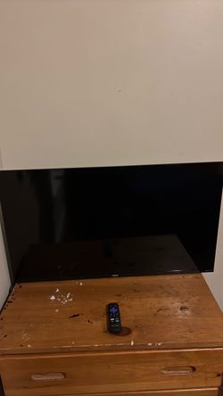 42 inch Roku Smart TV