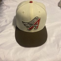 Cap City New Era Fitted Hat Size 7 5/8