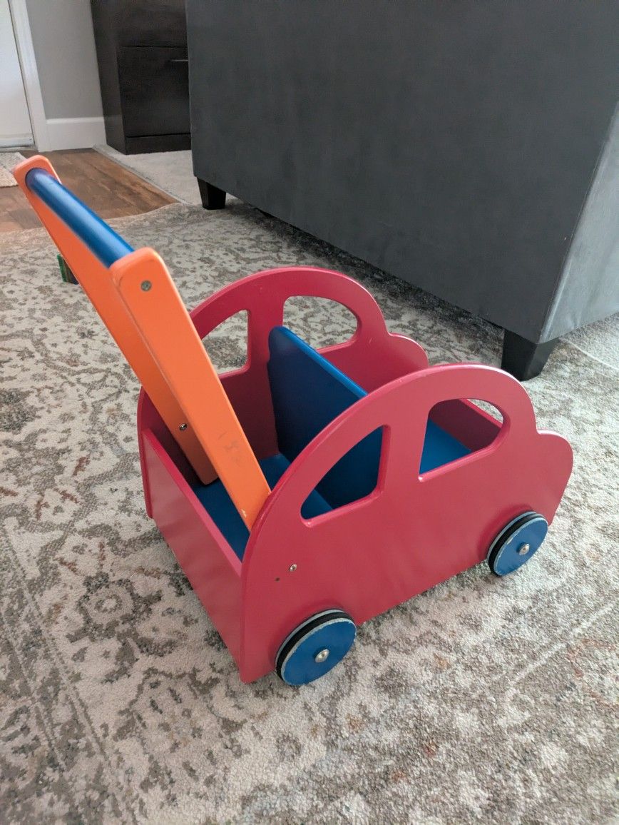 Freee. Toddler Car /Walker