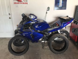 Honda CBRR 600