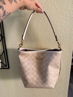 Coach Signature Bucket Bag