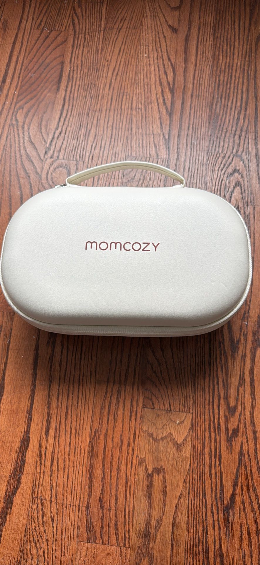 2 Counts Momcozy Breast Pumps