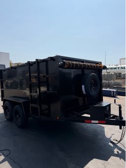 DUMP TRAILER
