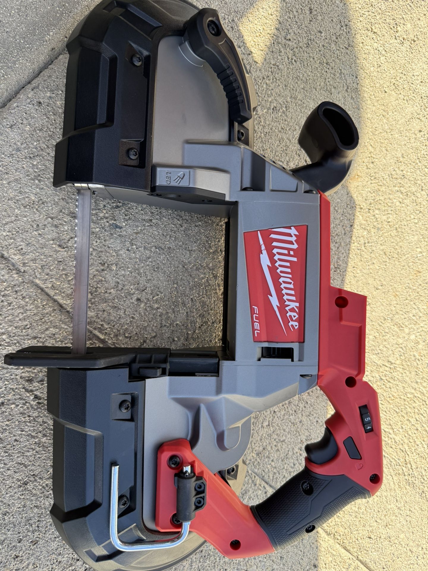 Milwaukee Band Saw