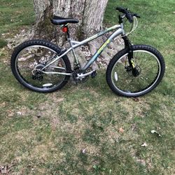 27.5 Mountain Bike (with Disc Brake And Fat Tires)