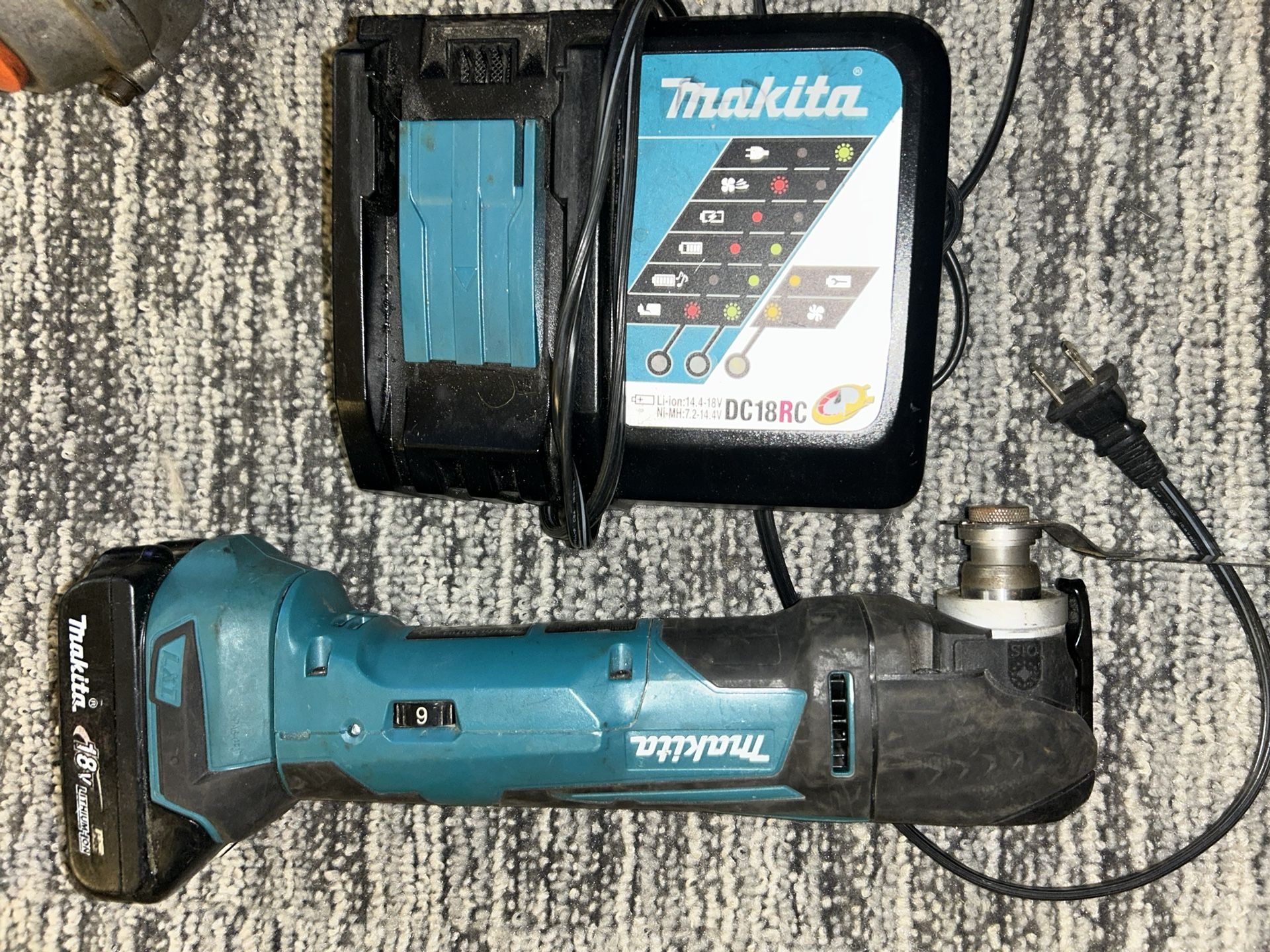 Makita Multi Tool With Battery And Charger