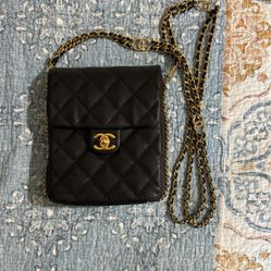 Gorgeous Chanel New Condition Caviar Black Bag, For All Occasions Day Or Evening!