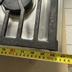 Gas stovetop