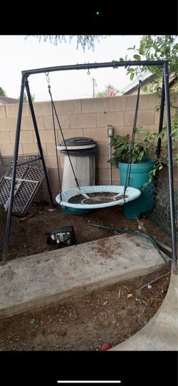 Free swing and trampoline