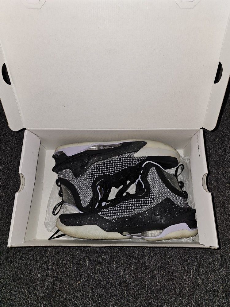 Nike Zoom GT Jump Sz 12M