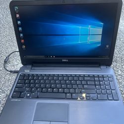 A NICE WORKING DELL LAPTOP WINDOWS 10 Pro  /500  Gig  Hard Drive  / 4 Gig Ram Good Charge  With Camera With WiFi