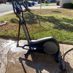 Elliptical Golds Gym