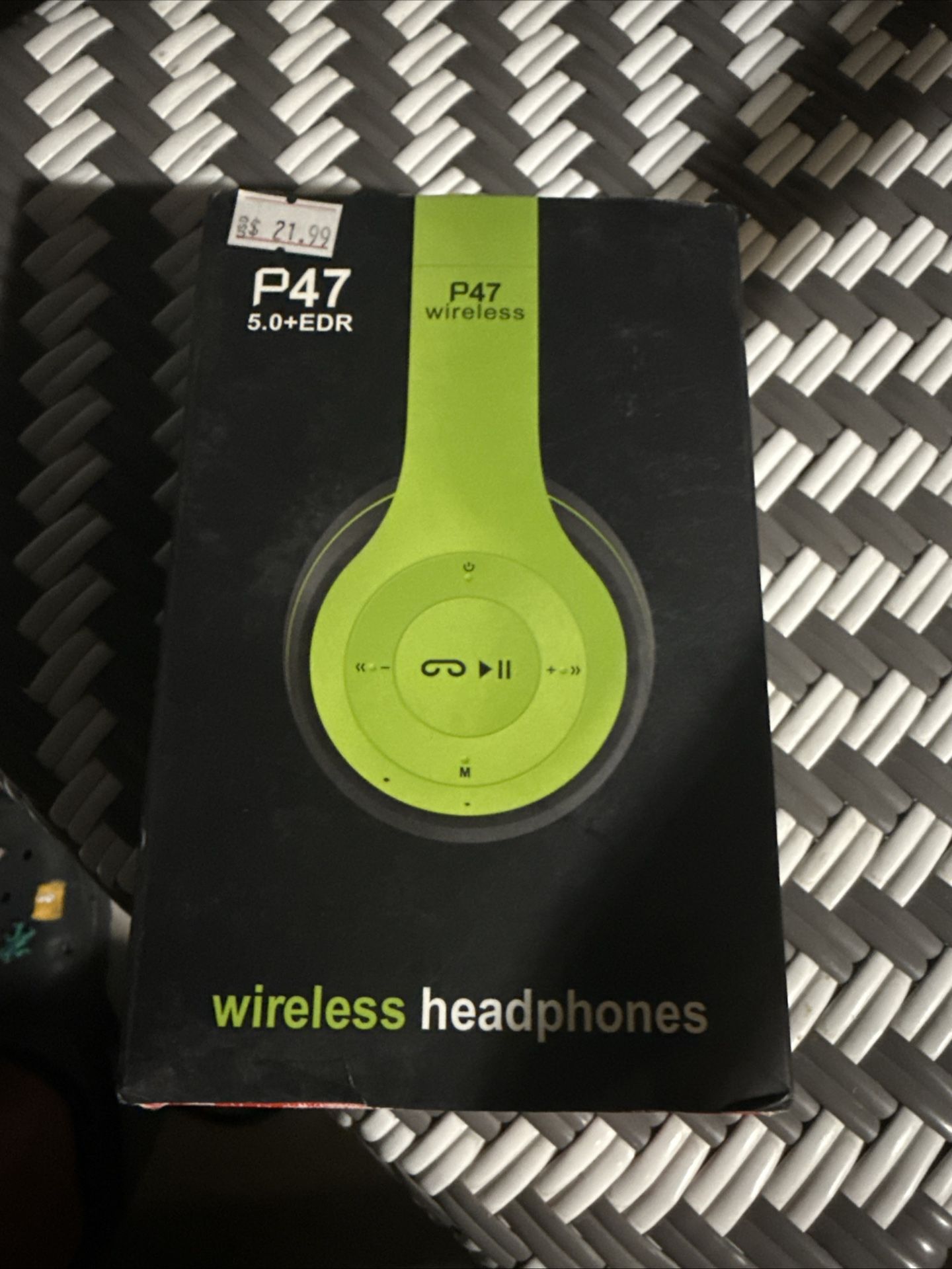 OVER EAR P47 HIGH QUALITY STEREO WIRELESS HEADPHONE BT GAME HEADSET MOBILE PHONE