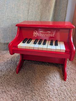 Little red piano