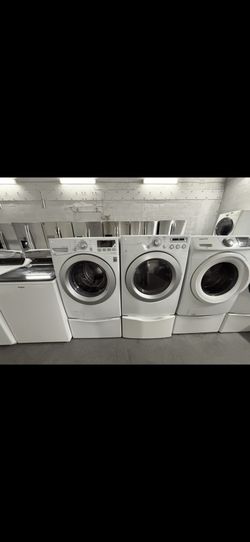 LG Washer And Dryer Set “27 ( Lavadora Y Secadora )