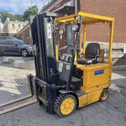 TCM Electric Forklift 5000 lb Capacity With Warranty