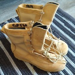 Brand New Out Box Military Boots Size 9