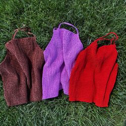 Women’s Crop Tops Bundle (3) – Size L (Runs Small) Set de 3 tops cortos mujer – Talla L (queda como M)
