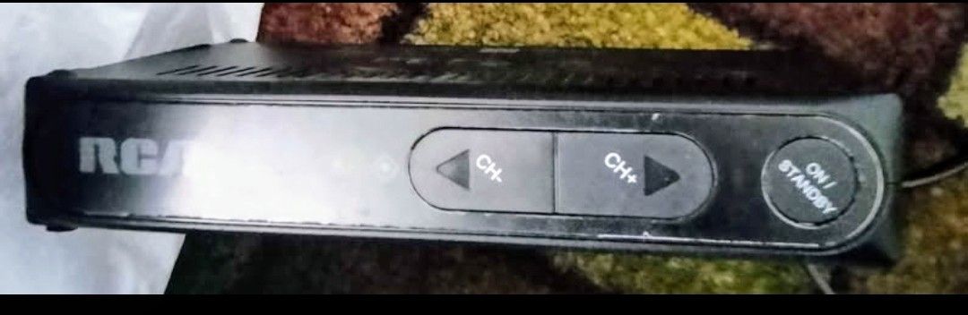 RCA ATSC Converter Box - Convert Analog to Digital, No Remote, Sell