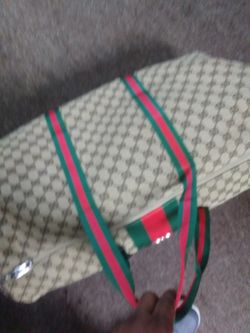 Gucci bag Gucci flip flops