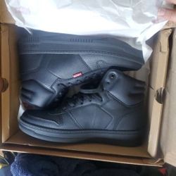 Levi's Men's Drive High Top Sneakers in black Size 9 Never Used (Last Of Its Kind)