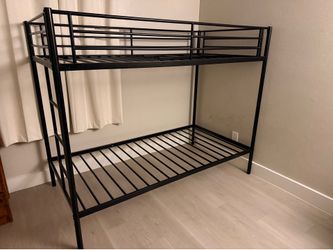 Bunk bed (metal frame)