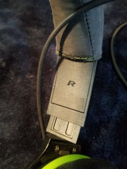 Turtle Beach XO Four Gaming Headset (Used - Missing Adapter) Thumbnail