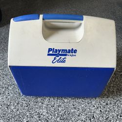 Igloo Playmate Elite Small Cooler