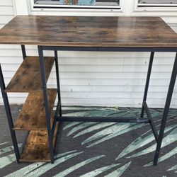 High Top Table (Kitchen Island) w/Stools