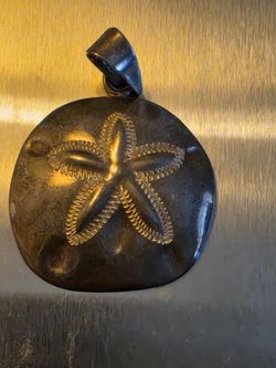 Sterling Silver Sand Dollar vintage pendant