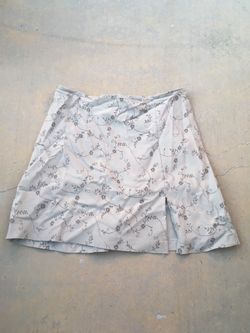 Mini skirt size small