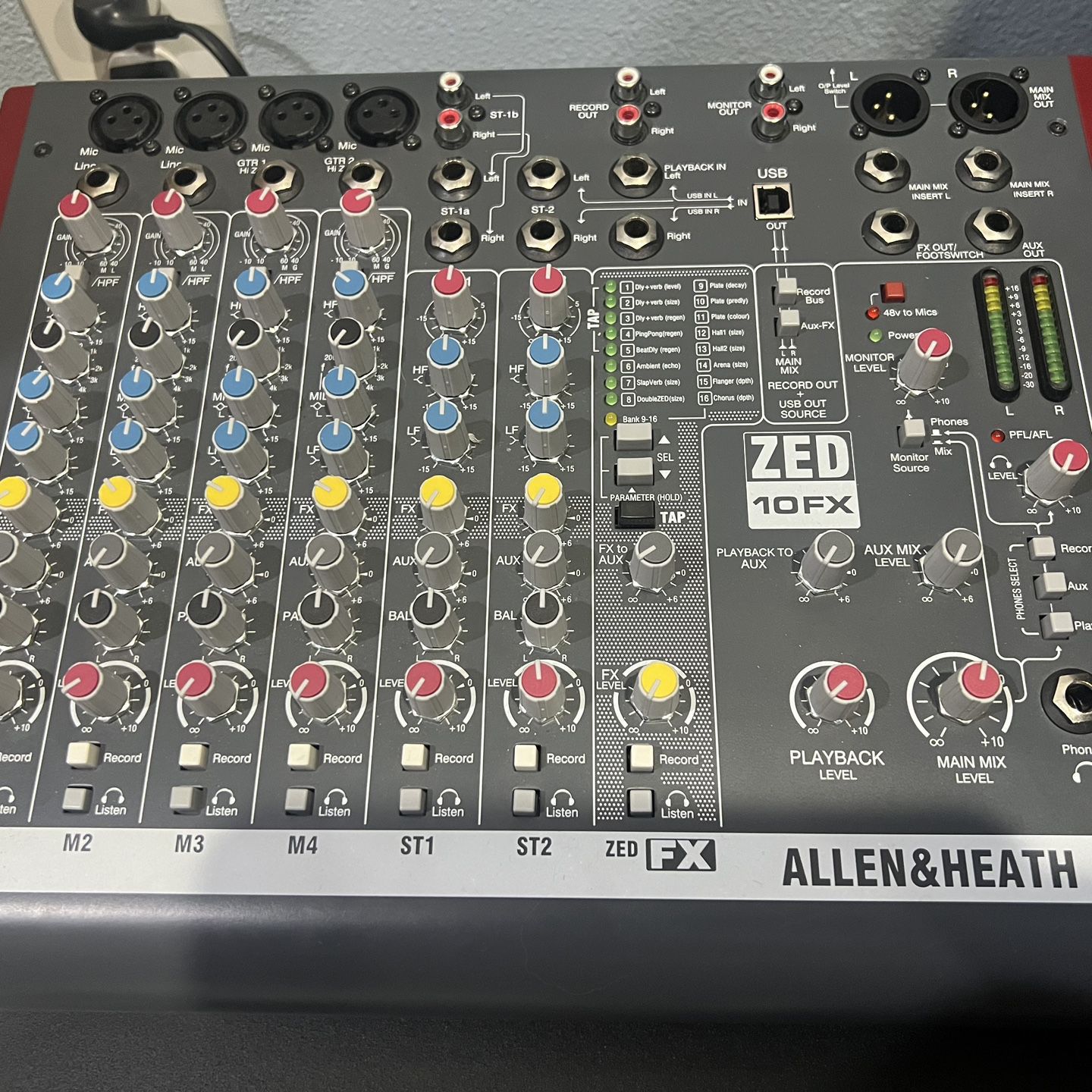 Allen and Heath ZED-10FX 10-Channel Mixer